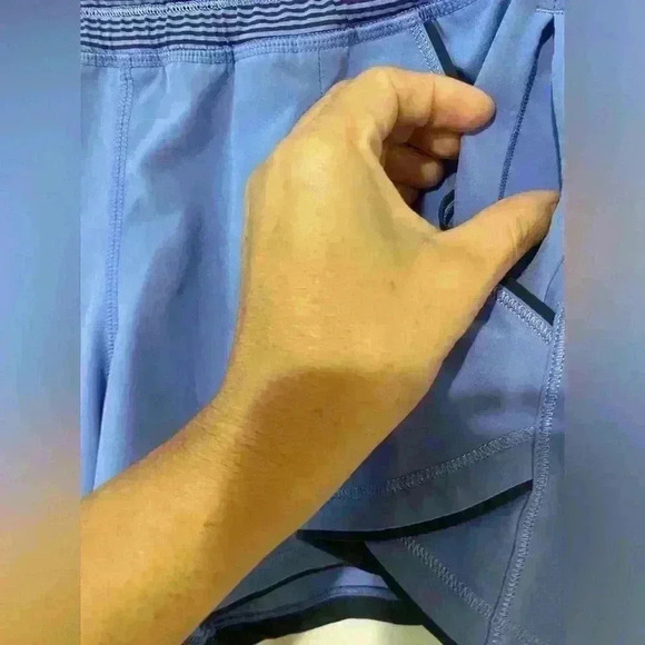 Lululemon Free Reign Short, size 8, color Lullaby Blue Black, Inseam 3.5” - Picture 14 of 16